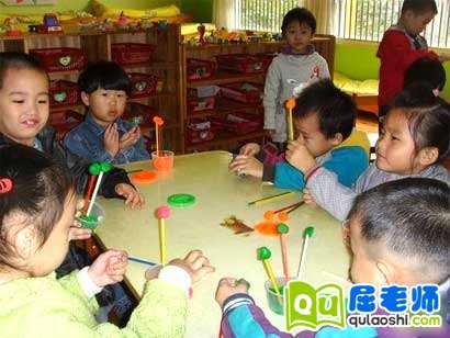 小班美术棒棒糖教案
