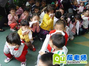 关于幼儿园教学反思实践的学士学位论文范文